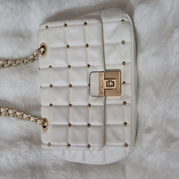 Aldo Handbags - Aldo Ivory Quilted Shoulder Bag with Gold Chain